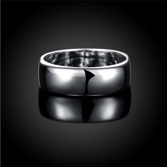 Sliver 925 Sterling Silver Square Circle Ring Size 8